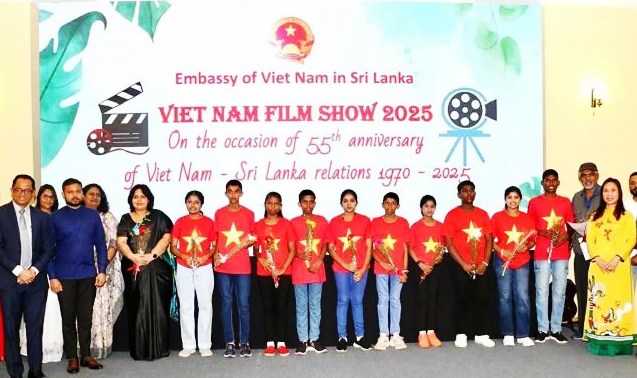 Các đại biểu tham dự lễ khai mạc Tuần phim Việt Nam tại thủ đô Colombo.