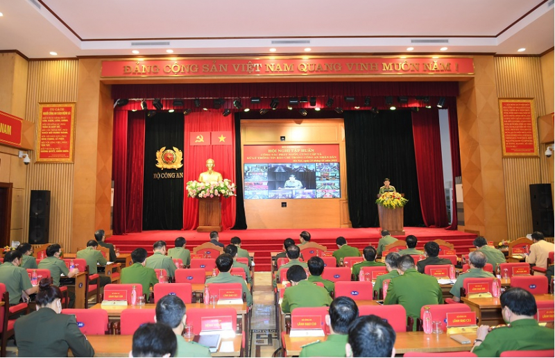 Hội nghị tập huấn công tác phát ngôn, cung cấp và xử lý thông tin báo chí trong CAND.