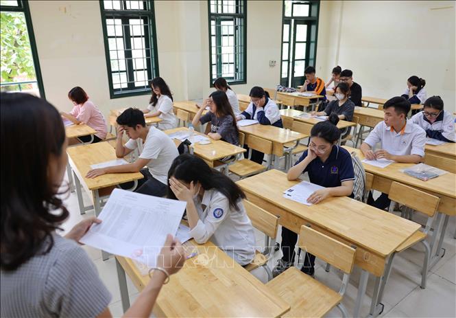 Thí sinh nghe phổ biến quy chế Kỳ thi tốt nghiệp THPT. Ảnh tư liệu: Thanh Tùng/TTXVN