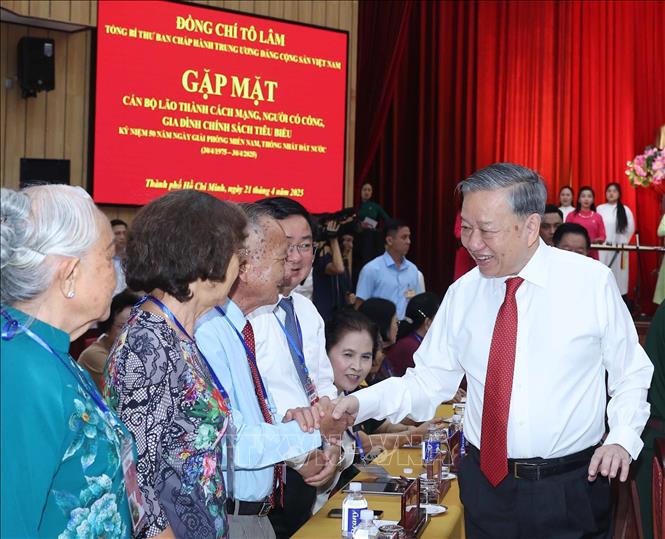 Tổng Bí thư Tô Lâm và các đại biểu. Ảnh: Thống Nhất/TTXVN