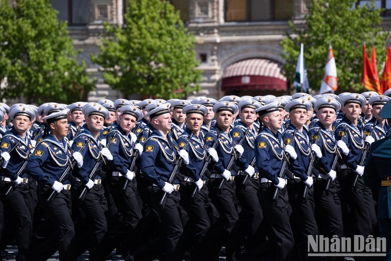 Đội hình duyệt binh tại Quảng trường Đỏ. (Ảnh: THANH THỂ)