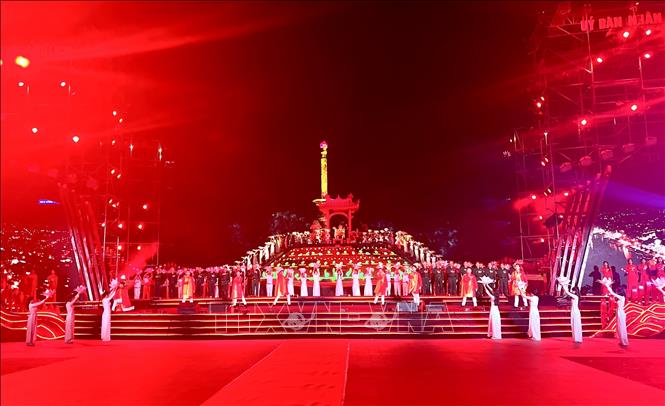 Chương trình nghệ thuật đặc biệt.