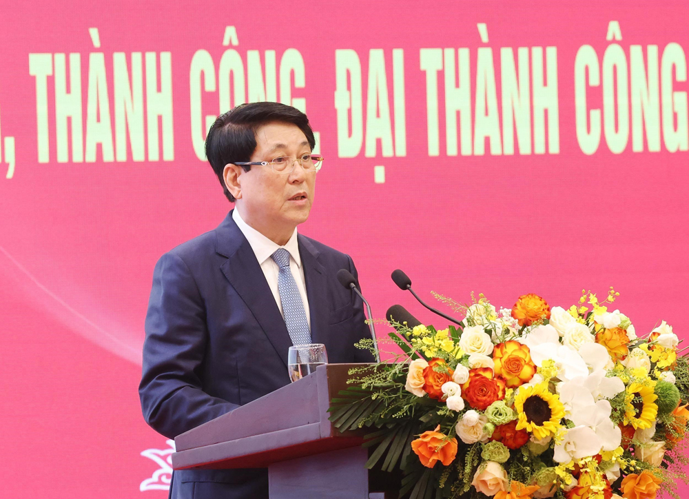 Chủ tịch nước Lương Cường phát biểu tại buổi gặp mặt.