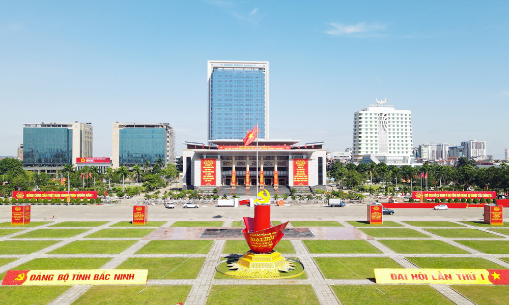 Khu vực Quảng trường 3/2 được trang trí bắt mắt.