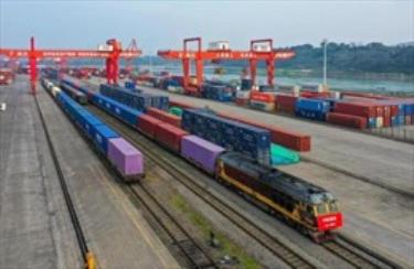 Đoàn tàu sẽ vượt qua hành trình dài khoảng 9.000 km