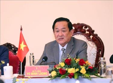 Thượng tướng Võ Minh Lương, Thứ trưởng Bộ Quốc phòng, Chủ tịch Ủy ban Chuyên trách Chính phủ Việt Nam, phát biểu tại Kỳ họp.