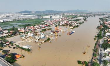 Lũ trên sông Cầu vẫn ở mức trên báo động 3.