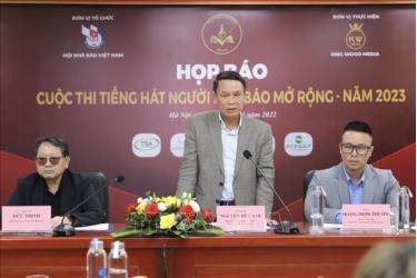 Phó Chủ tịch thường trực Hội Nhà báo Việt Nam Nguyễn Đức Lợi phát biểu. Ảnh: Minh Quyết/TTXVN