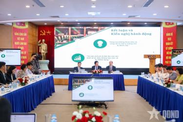 Quang cảnh diễn đàn.