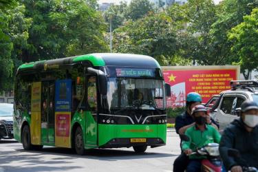 Xe buýt của Transerco hoạt động tại Hà Nội.