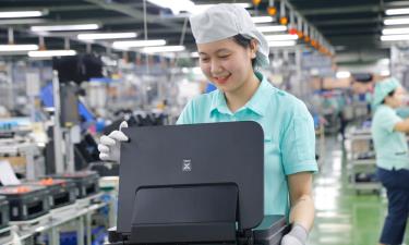 Nhà máy Canon Quế Võ chuyên sản xuất các loại máy in phun và in lazer.