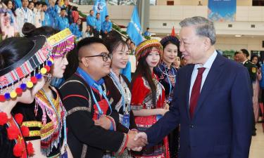 Tổng Bí thư Tô Lâm và các đại biểu dự phiên trọng thể Đại hội IX Hội Liên hiệp thanh niên Việt Nam.