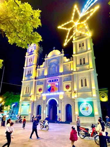 Không khí Giáng sinh tưng bừng tràn ngập không gian Nhà thờ Chính toà Bắc Ninh.