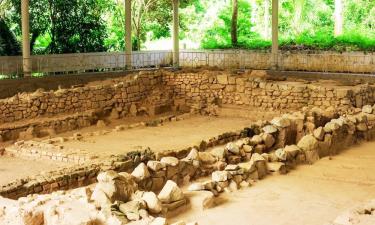 Hố khai quật tại khu di tích Óc Eo - Ba Thê, huyện Thoại Sơn, tỉnh An Giang.