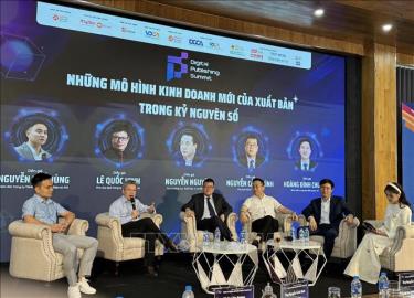 Các đại biểu chia sẻ tại phiên thảo luận mở 