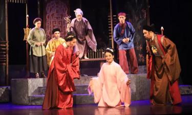 Nhà hát Cải lương Việt Nam, Nhà hát Chèo Việt Nam, Nhà hát Tuồng Việt Nam sáp nhập.