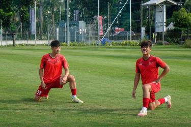 U19 Việt Nam có buổi tập nhẹ nhàng.