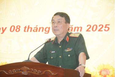 Thiếu tướng Nguyễn Xuân Thủy phát biểu chỉ đạo. (Ảnh: Báo QĐND)