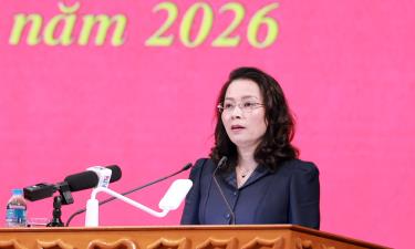 Đồng chí Nguyễn Thị Hương, Phó Bí thư Thường trực Thành ủy dự và chỉ đạo Hội nghị.